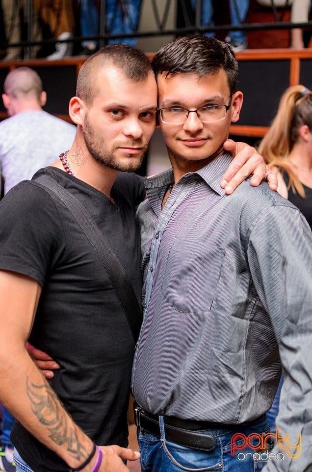 Friday Party, 