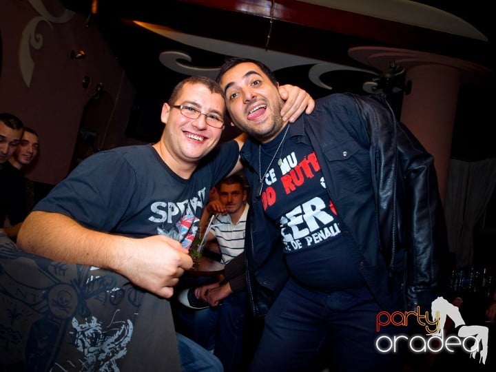 Friends weekend în Chanson, 