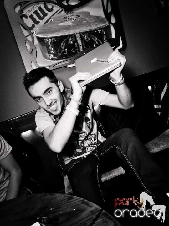 Friends weekend în Chanson, 