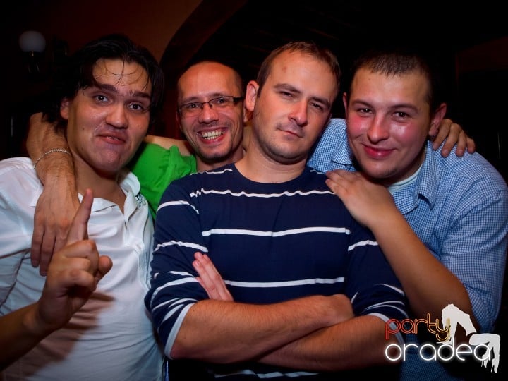 Friends weekend în Chanson, 