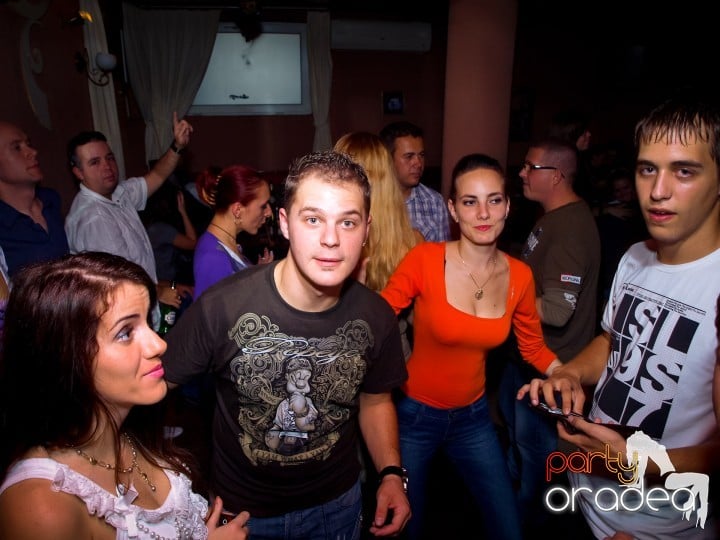 Friends weekend în Chanson, 