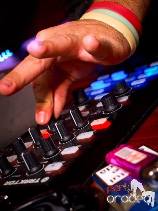 Friends weekend în Chanson, 