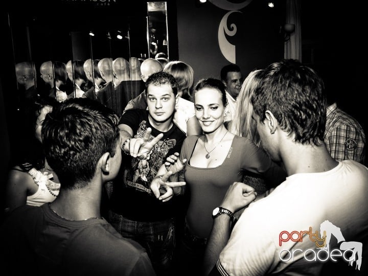 Friends weekend în Chanson, 