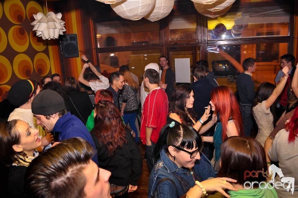 Funky Fresh Friday în Juice, Juice