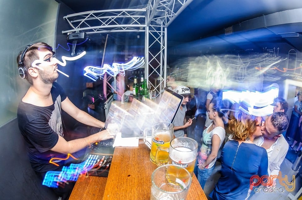 Gabriel M B2B Crimi, Juice