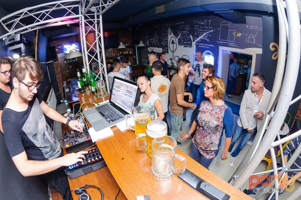 Gabriel M B2B Crimi, Juice