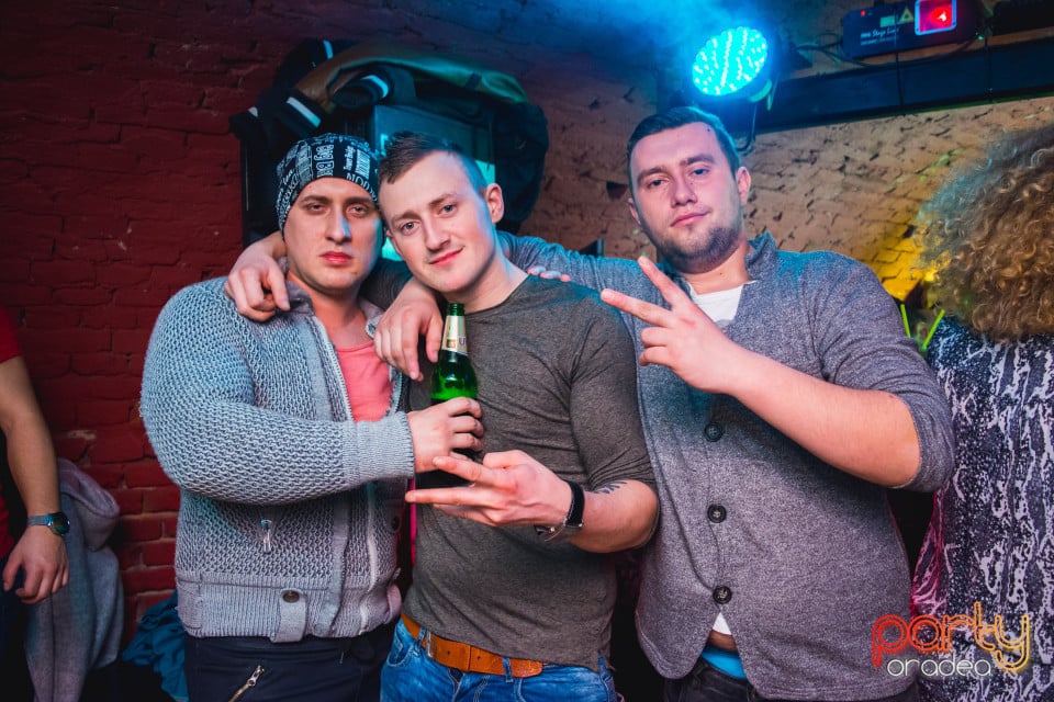 Student Party, Gekko