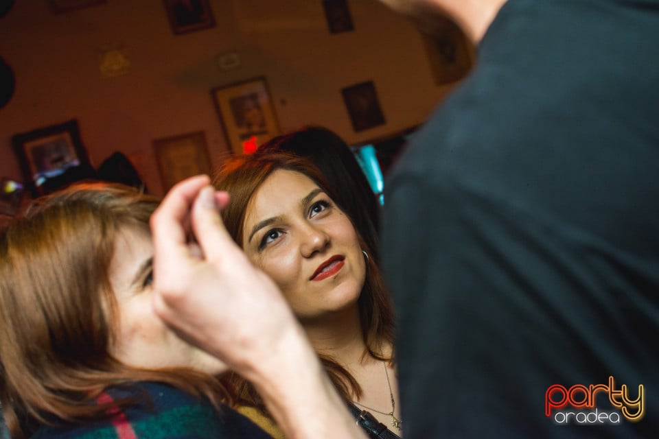 Student Party, Gekko