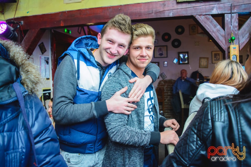 Student Party, Gekko