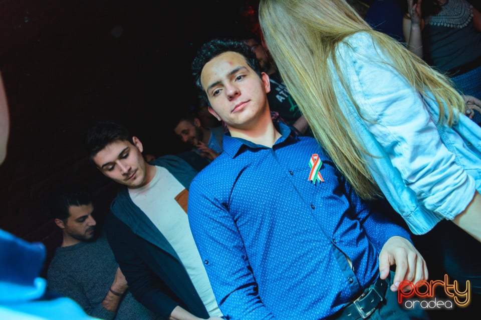 Student Party, Gekko