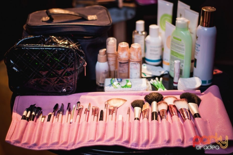 Girls Night Out, Lotus Center
