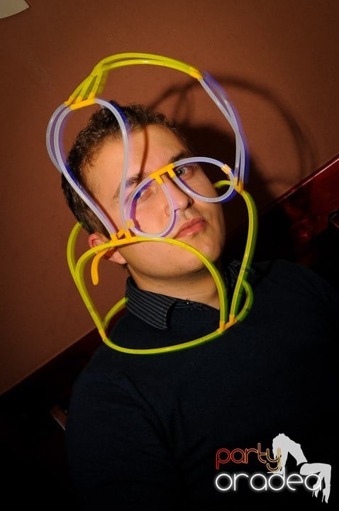 Glow Night Party sâmbătă, 