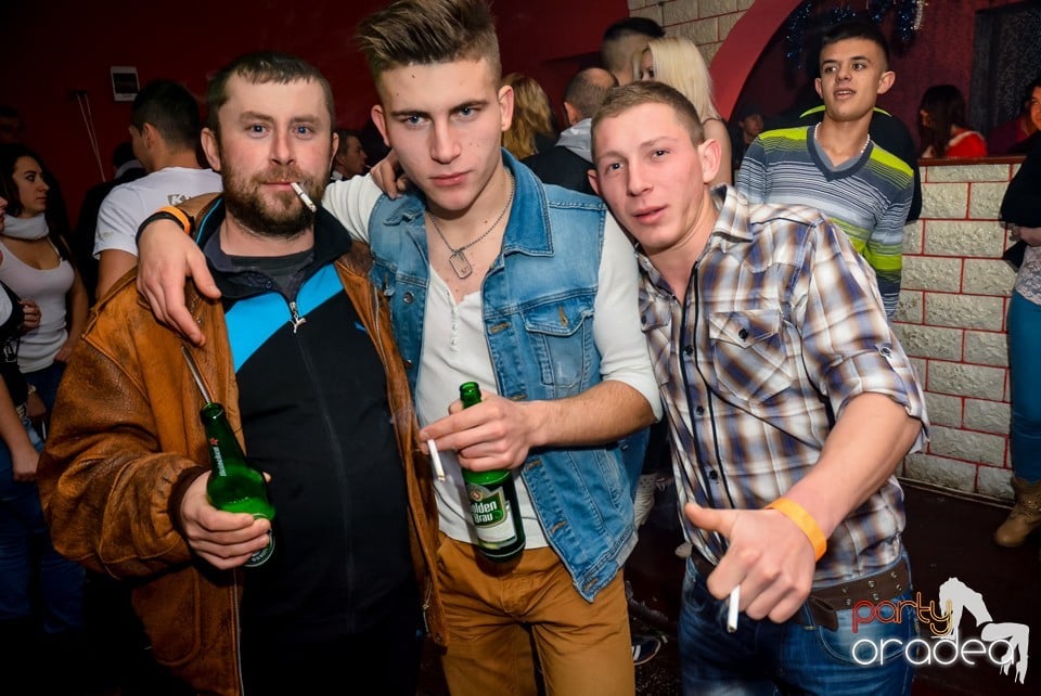 Go-go Dance Show, Royal Party House