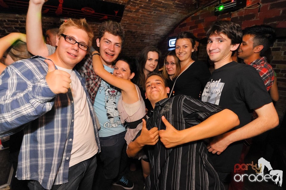 Golden Thursday @ Club Escape, 