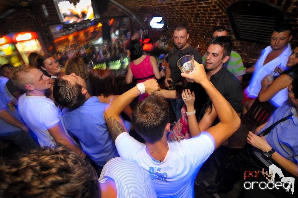 Golden Thursday @ Club Escape, 