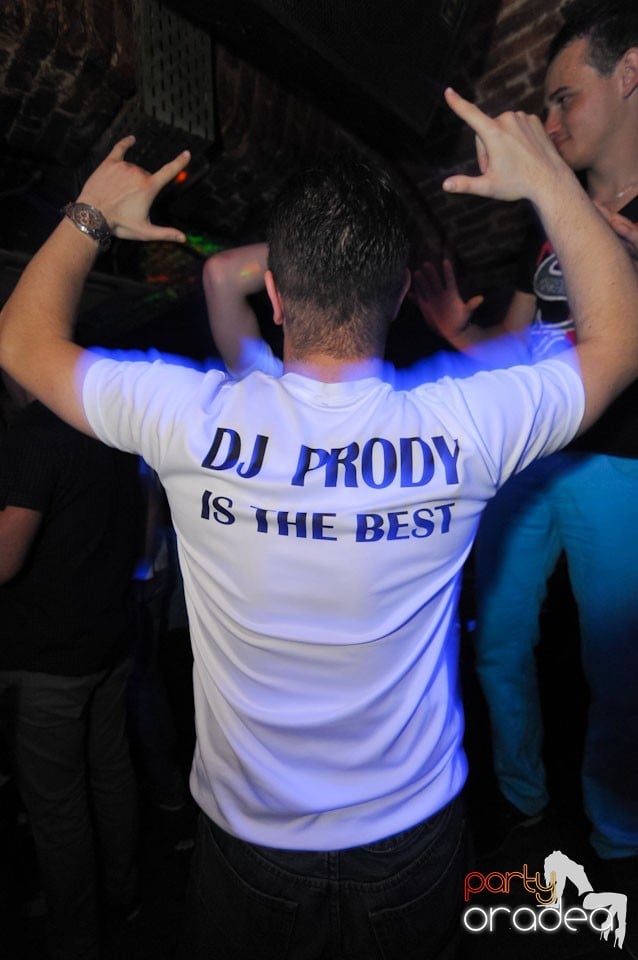 Golden Thursday @ Club Escape, 