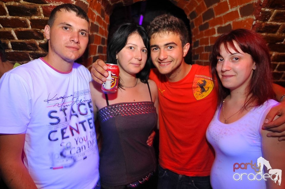 Golden Thursday @ Club Escape, 