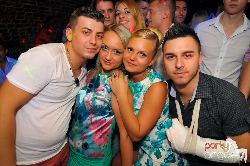 Golden Thursday @ Club Escape, 