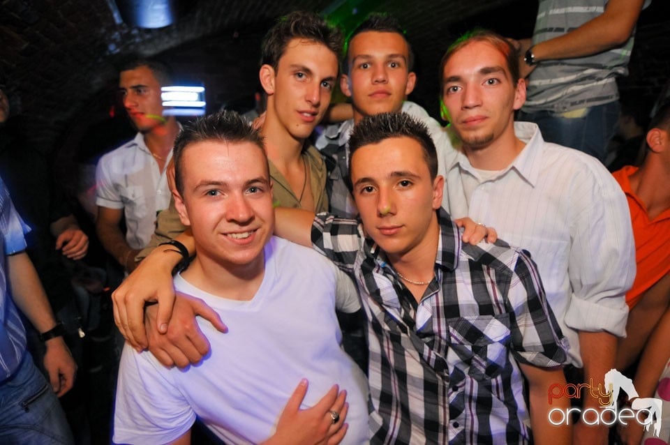 Golden Thursday @ Club Escape, 