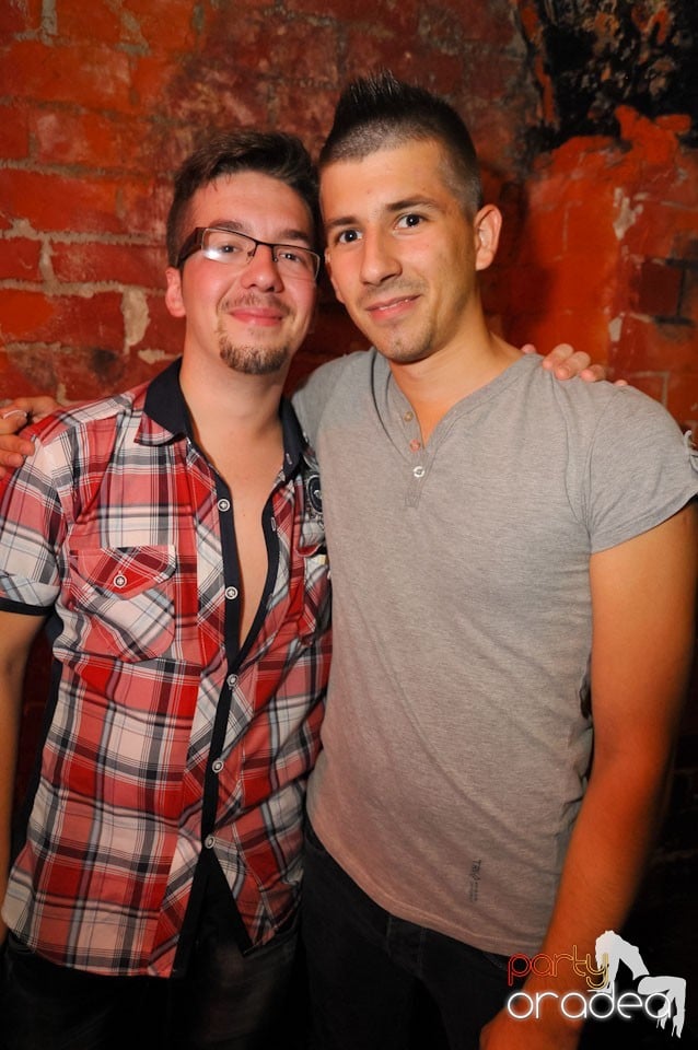 Golden Thursday @ Club Escape, 