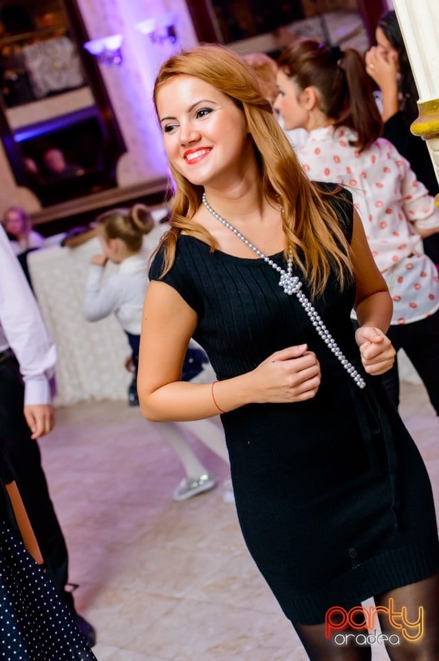 Grand Dancing Night, Grand Palace