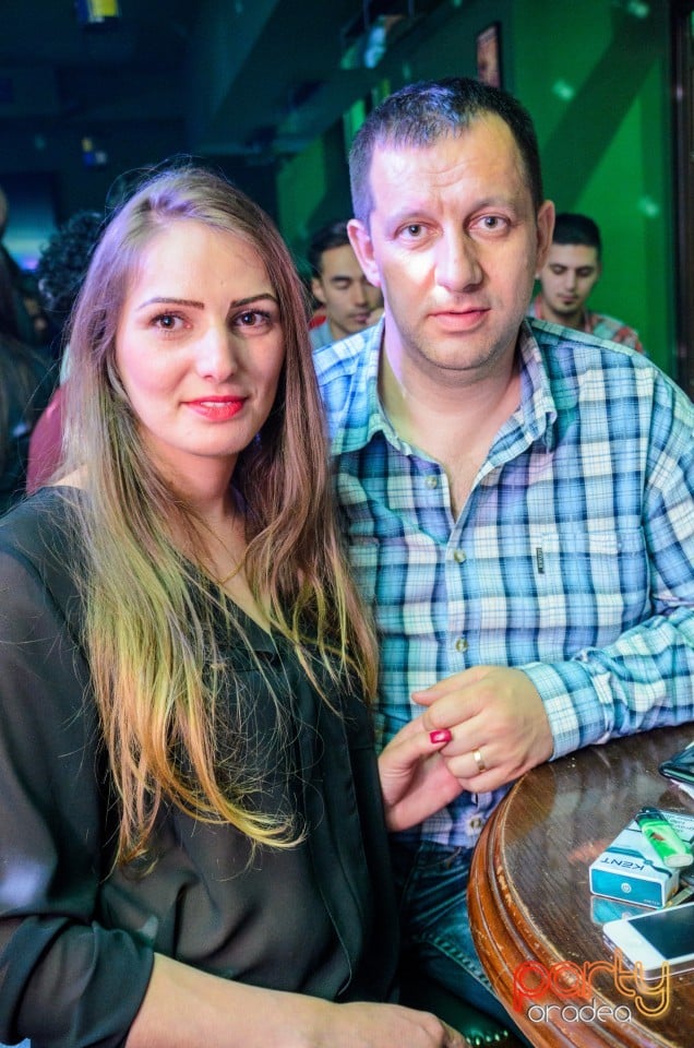 Green Friday Party, Green Pub