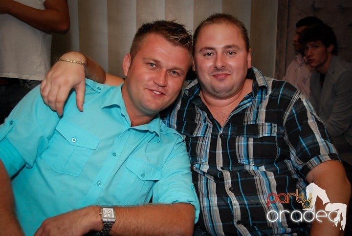 Green Party în Kadó Cafe, 