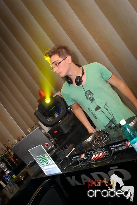 Green Party în Kadó Cafe, 