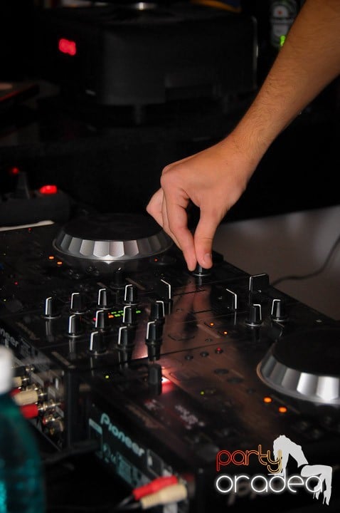 Green Party în Kadó Cafe, 