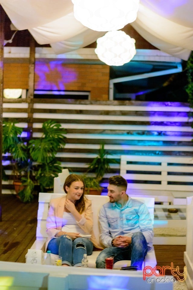 Grill Party, Vine Summer Garden & Grill