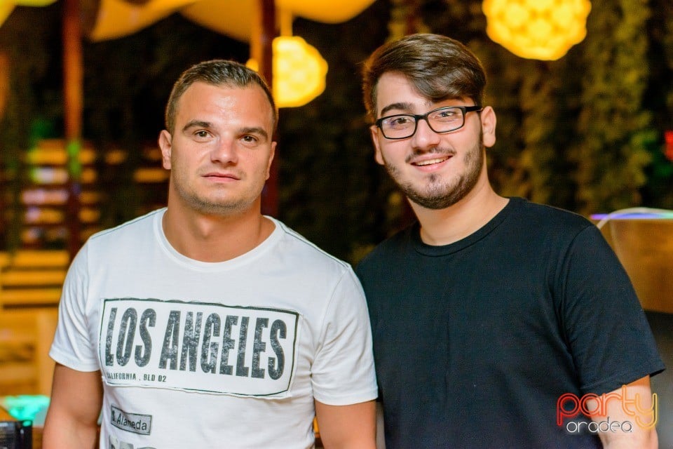 Grill Party, Vine Summer Garden & Grill