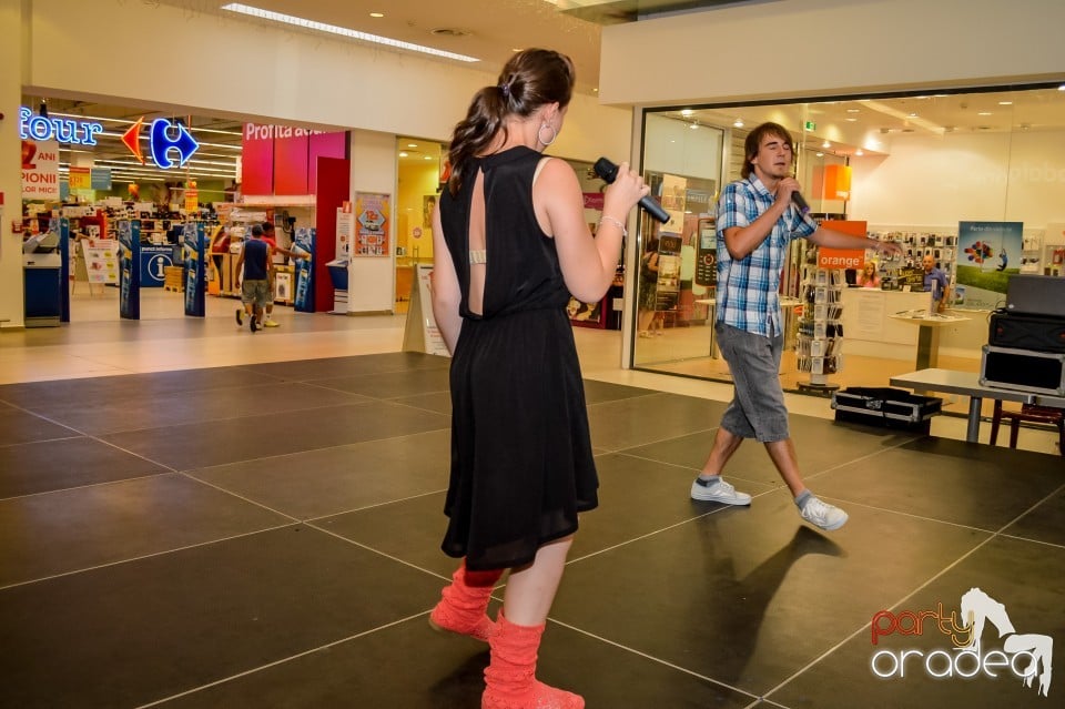 Carrefour - Grupul Muzical Luscynia & Kalliope Show Dance Team, Lotus Center