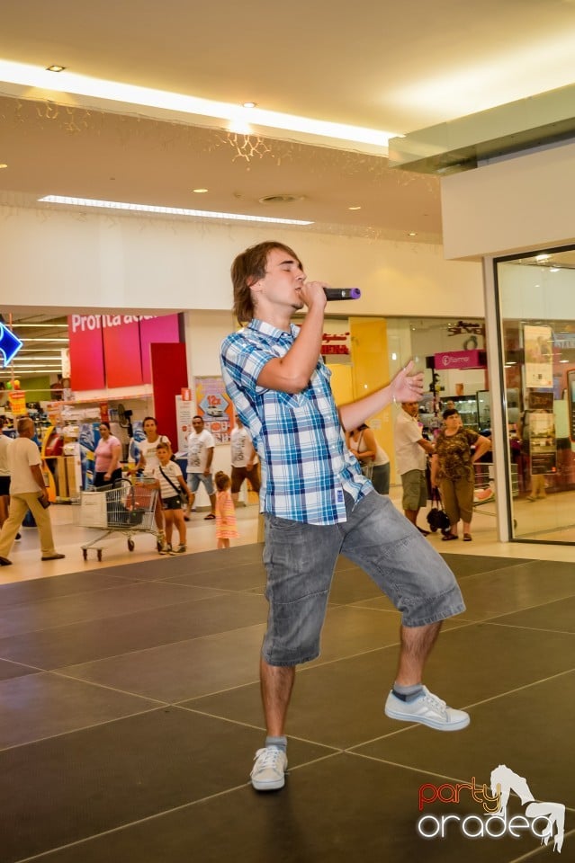 Carrefour - Grupul Muzical Luscynia & Kalliope Show Dance Team, Lotus Center
