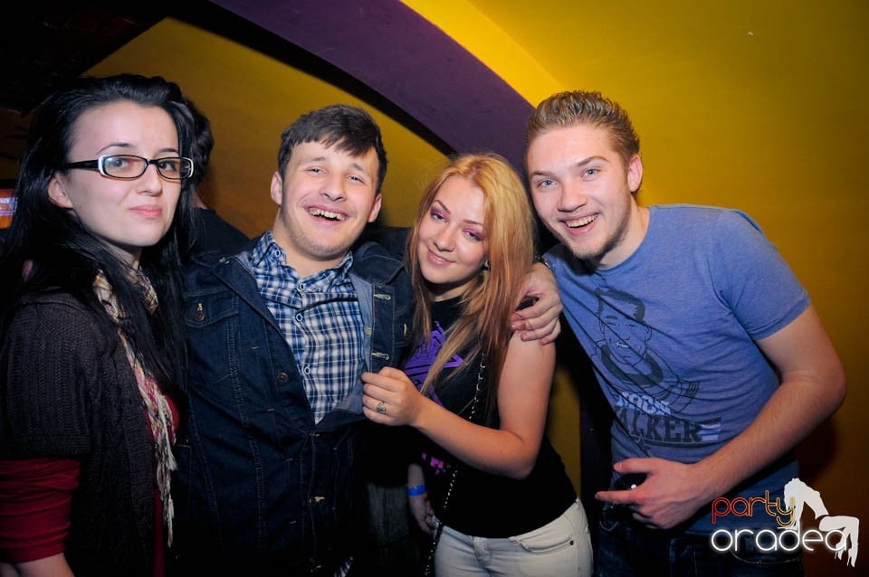 Half-Organic prezintă: Valentine's Nightmare, 