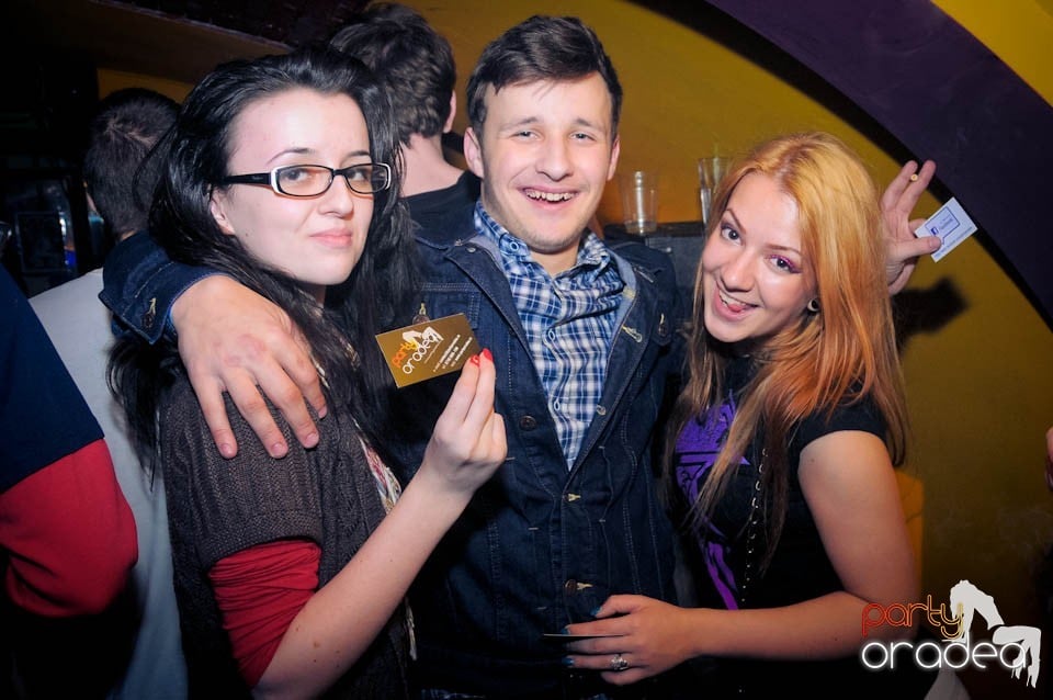 Half-Organic prezintă: Valentine's Nightmare, 