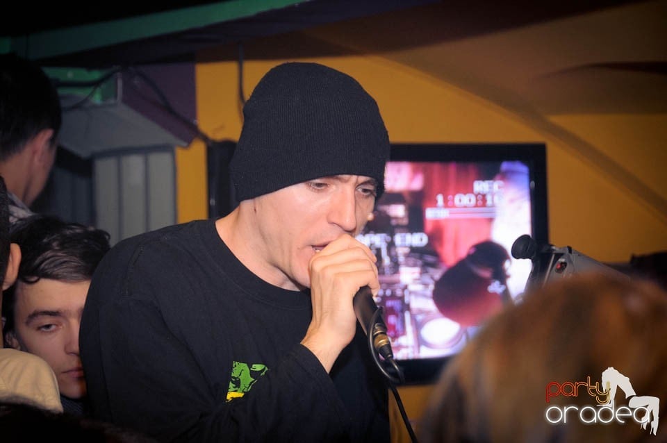 Half-Organic prezintă: Valentine's Nightmare, 