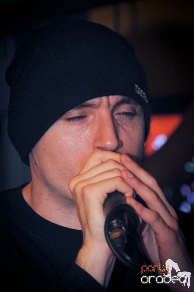 Half-Organic prezintă: Valentine's Nightmare, 