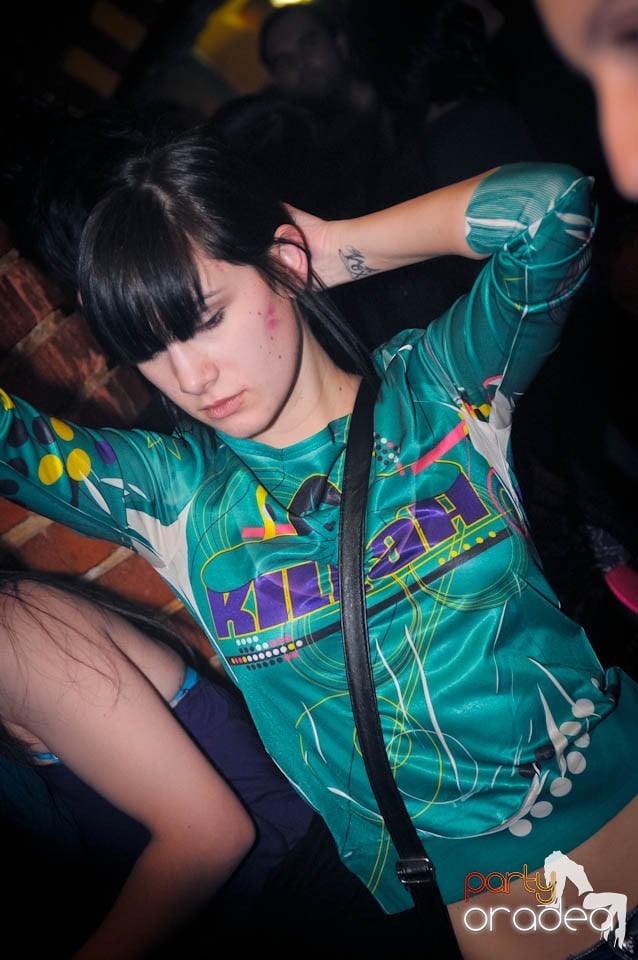 Half-Organic prezintă: Valentine's Nightmare, 