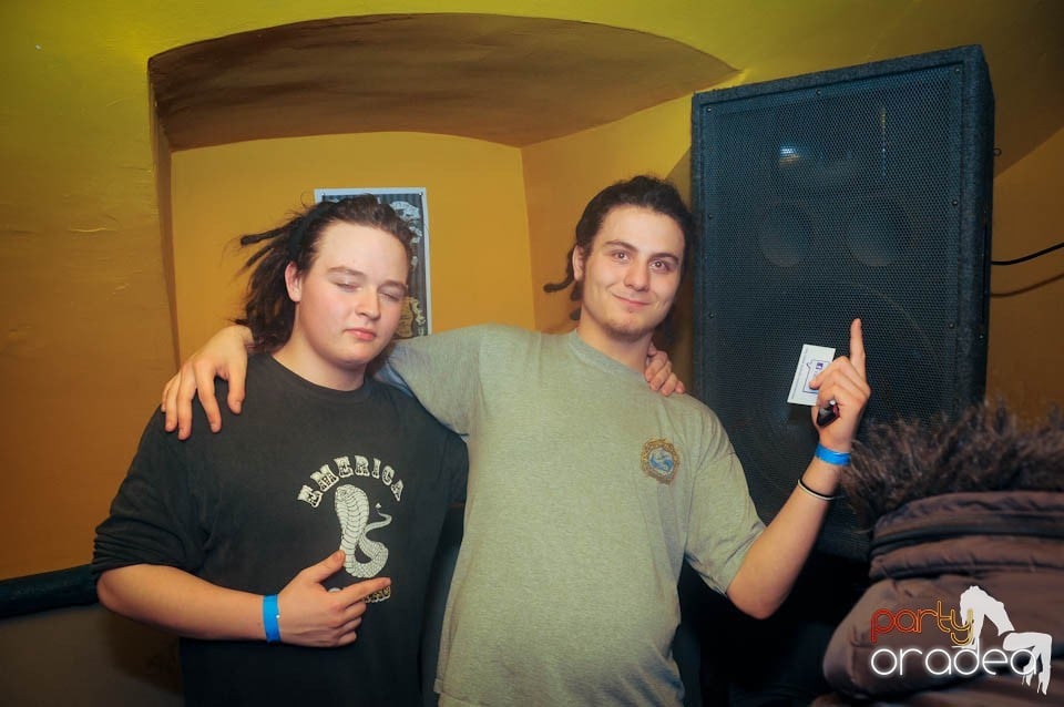 Half-Organic prezintă: Valentine's Nightmare, 