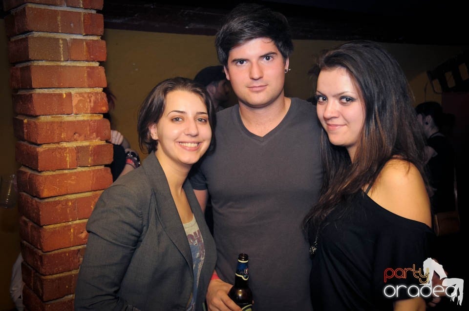 Half-Organic prezintă: Valentine's Nightmare, 