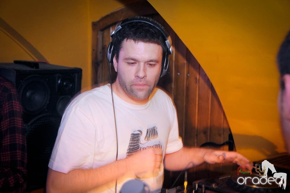 Half-Organic prezintă: Valentine's Nightmare, 