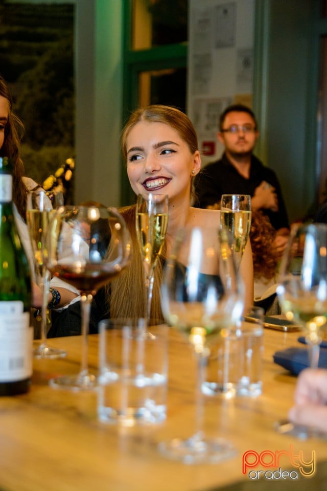 Hallo-Wine Party,