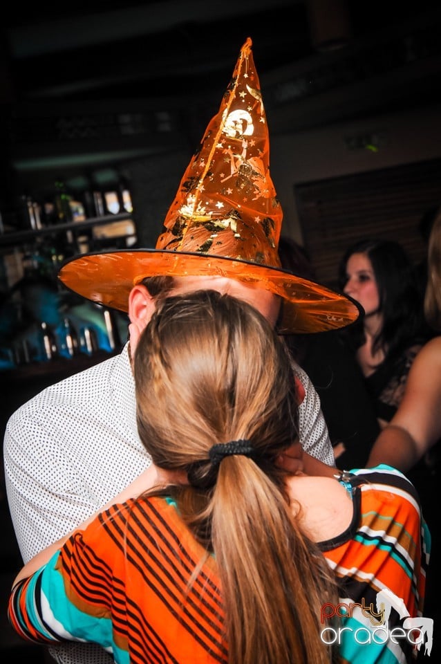 Halloween After Party, Zulu Caffe