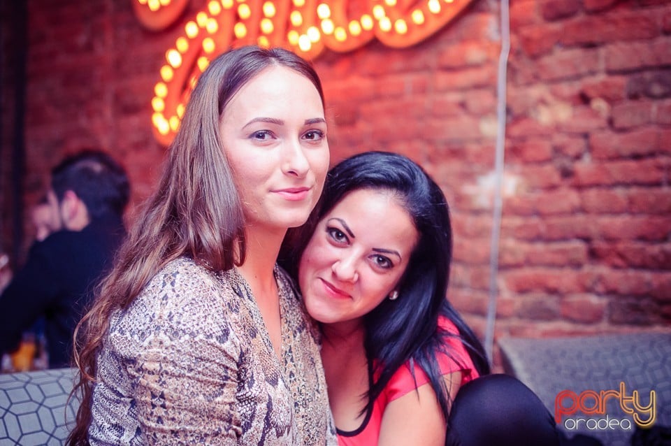 Halloween alături de Gabriel M, Juice