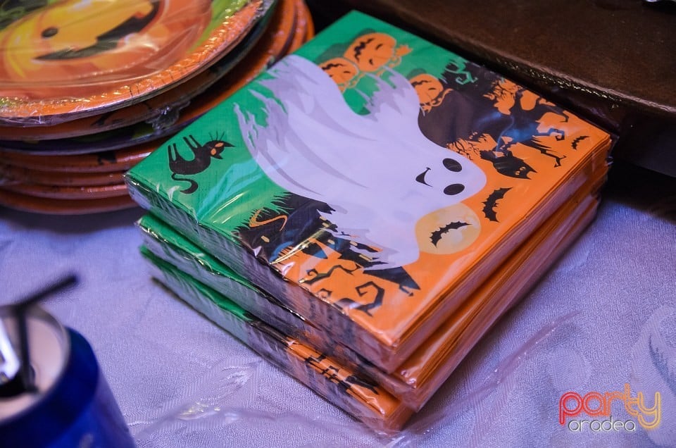 Halloween Ball, Queen's Music Pub