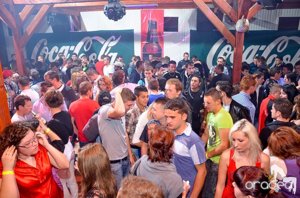 Halloween Party & Laser Show în Faház, 