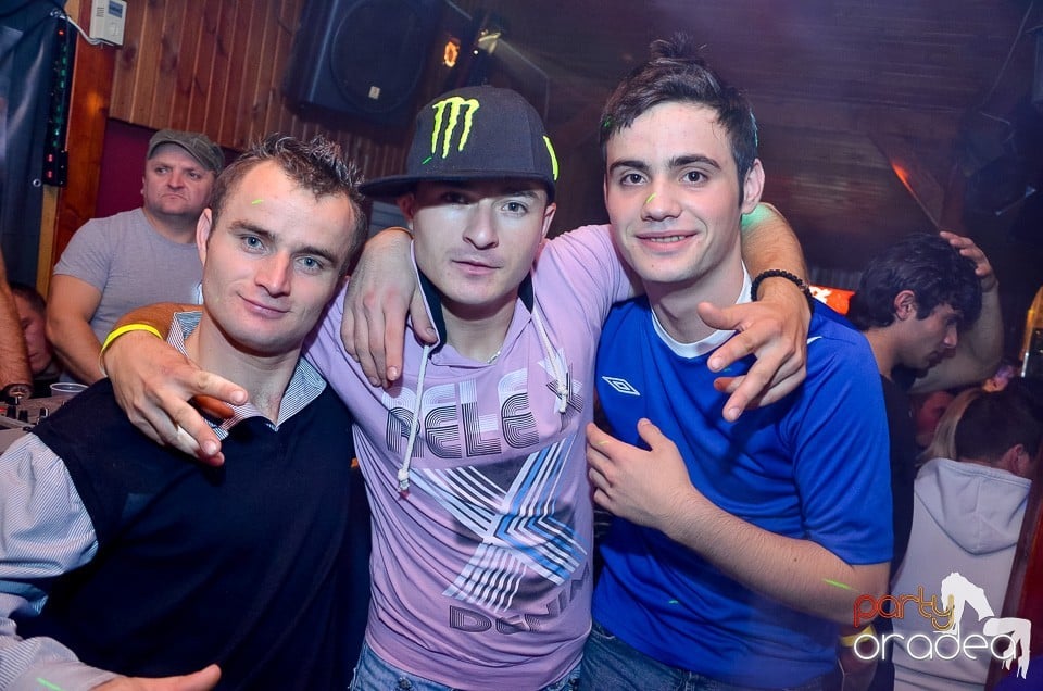 Halloween Party & Laser Show în Faház, 