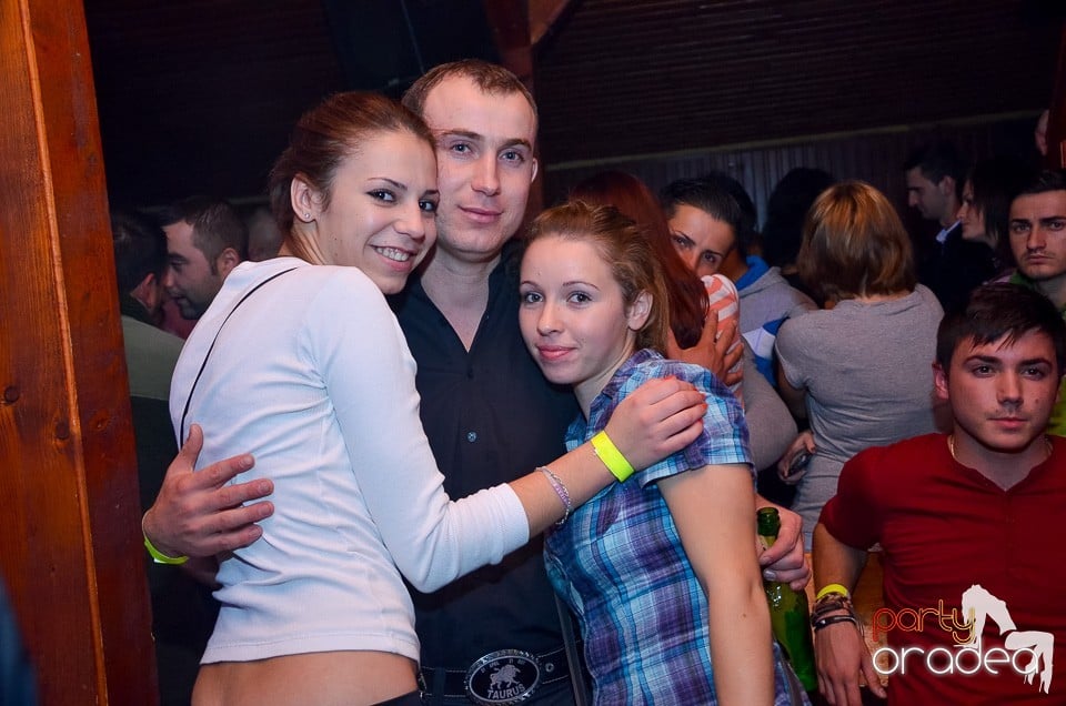 Halloween Party & Laser Show în Faház, 