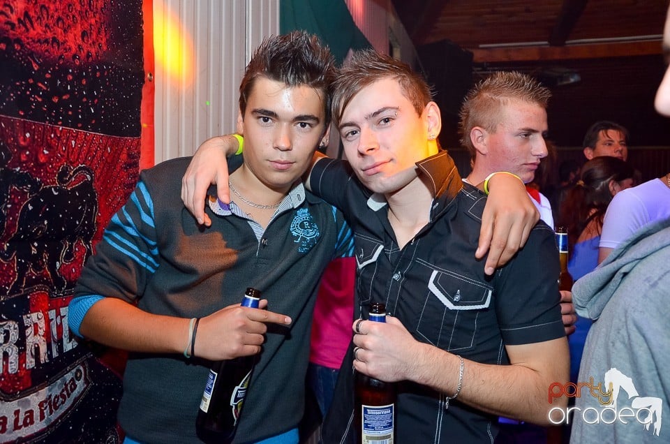 Halloween Party & Laser Show în Faház, 