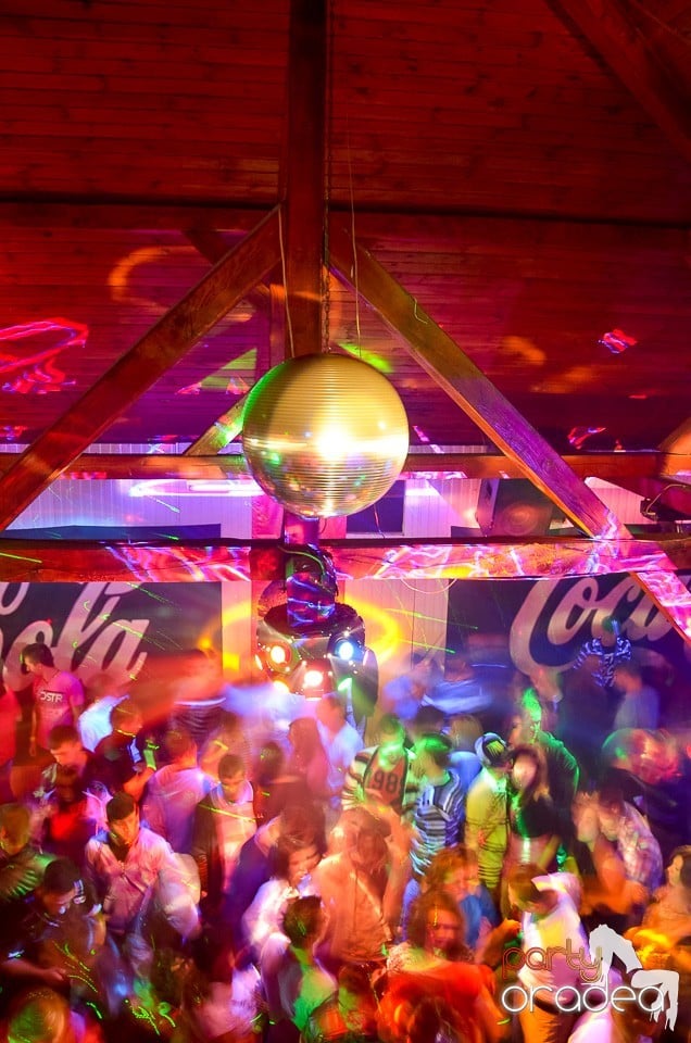 Halloween Party & Laser Show în Faház, 